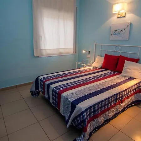 Marina 4 Apartament *